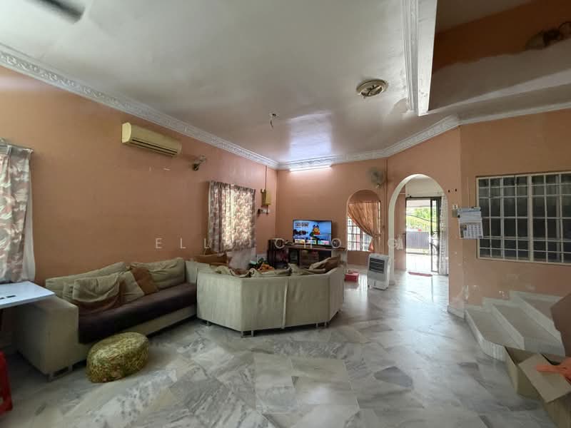 Rumah Teres untuk Dijual di Batu 9 (Cheras) - Elly Chong - PropertyGuru.com.my