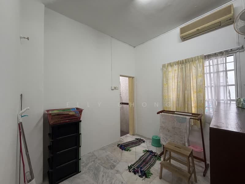 Rumah Teres untuk Dijual di Batu 9 (Cheras) - Elly Chong - PropertyGuru.com.my