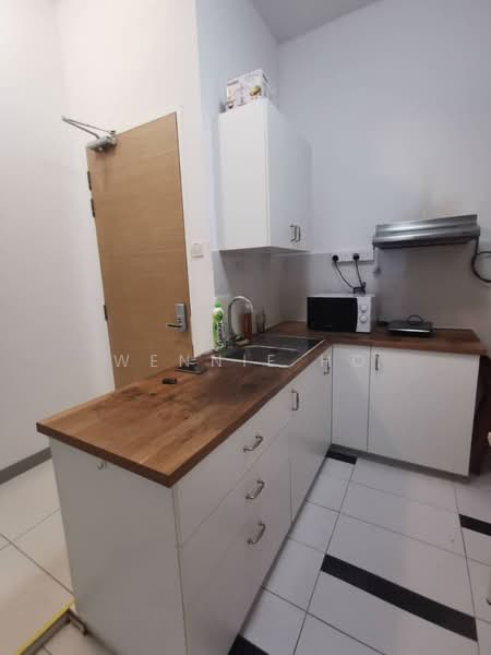 Service Residence for Rent at Skypod Residence - Wennie Ho - Kitchen - PropertyGuru.com.my