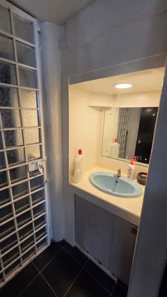 Office for Rent in SS 21, Damansara Utama (Petaling Jaya) - Henry Chiah - Bathroom - PropertyGuru.com.my