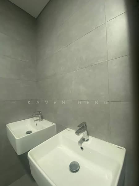 Servis Apartment untuk Disewa di Cubic Botanical - Kaven Heng - Bathroom - PropertyGuru.com.my