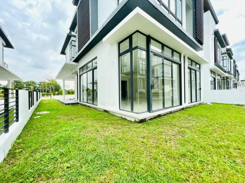 Rumah Berkembar untuk Dijual di Presint 12 (Putrajaya) - Dennis Saw - PropertyGuru.com.my