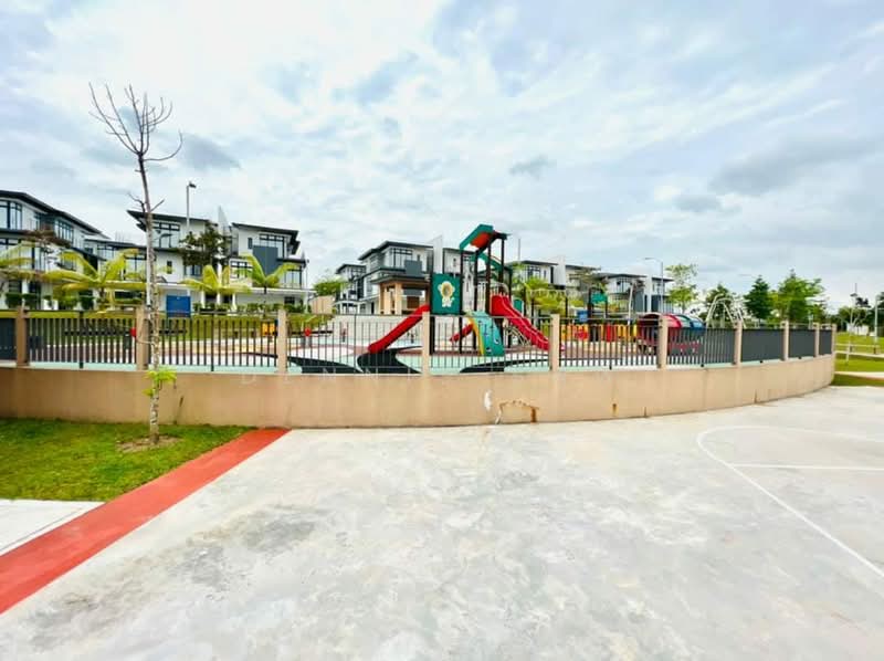 Rumah Berkembar untuk Dijual di Presint 12 (Putrajaya) - Dennis Saw - PropertyGuru.com.my