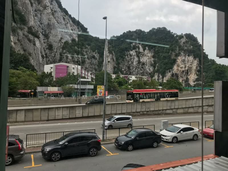 Office for Rent in Batu Caves (Selangor) - Raymond Siew - Exterior - PropertyGuru.com.my