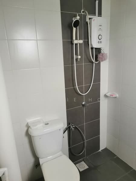 Pangsapuri untuk Disewa di De Kiara - Wennie Ho - Bathroom - PropertyGuru.com.my