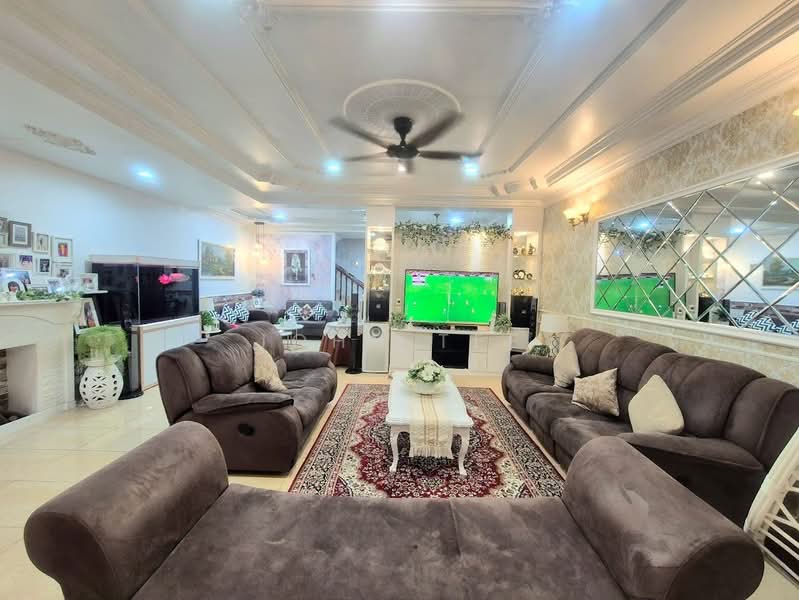 Terraced House for Sale in Taman Bayu Perdana (Klang) - John Tee - Living Room - PropertyGuru.com.my