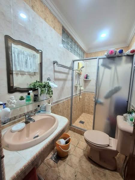 Terraced House for Sale in Taman Bayu Perdana (Klang) - John Tee - Bathroom - PropertyGuru.com.my