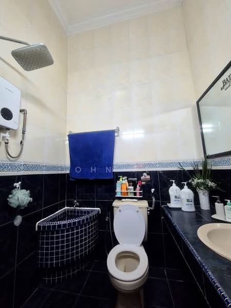 Terraced House for Sale in Taman Bayu Perdana (Klang) - John Tee - Bathroom - PropertyGuru.com.my