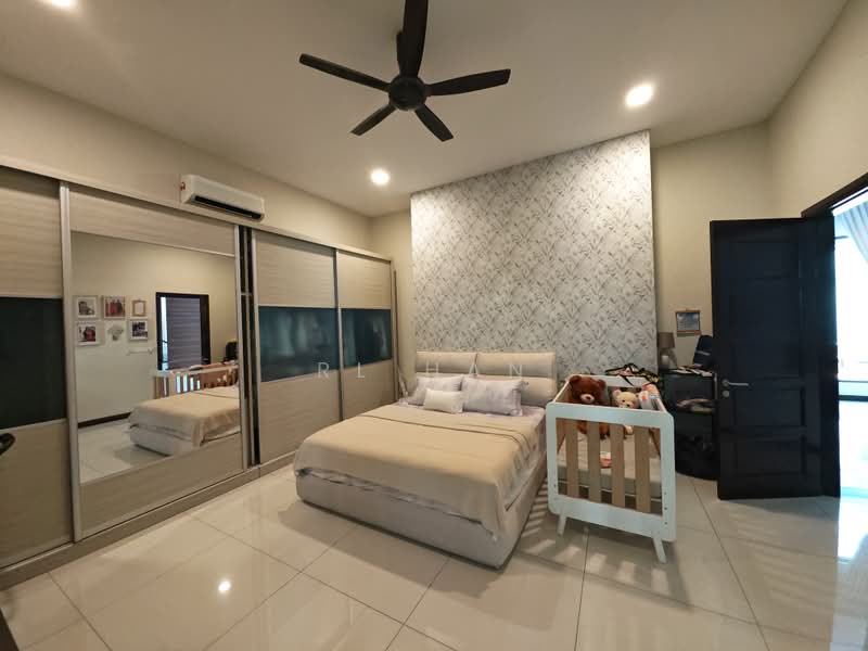 Bungalow for Sale in Subang Heights (Subang Jaya) - RL Han - Bedroom - PropertyGuru.com.my