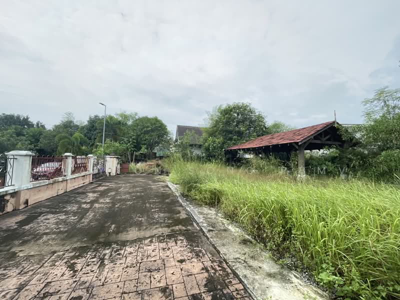Semi-Detached House for Sale in Seksyen 7 (Shah Alam) - Clayton Song PBMV - Exterior - PropertyGuru.com.my