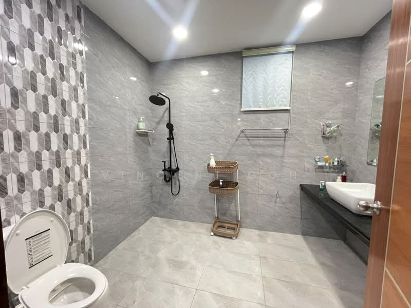 Rumah Teres 1 Tingkat untuk Dijual di Kepong (Kuala Lumpur) - Vincent Goh - Bathroom - PropertyGuru.com.my