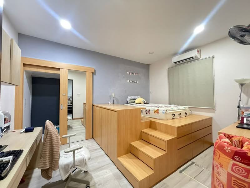 Rumah Teres 1 Tingkat untuk Dijual di Kepong (Kuala Lumpur) - Vincent Goh - Bedroom - PropertyGuru.com.my