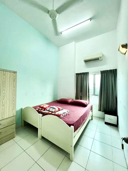 Kondominium untuk Disewa di One World 1 - Bosco Teoh - Bedroom - PropertyGuru.com.my