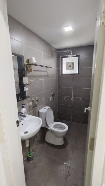 Kondominium untuk Disewa di The Greens @ Subang West - Maple Kok - Bathroom - PropertyGuru.com.my