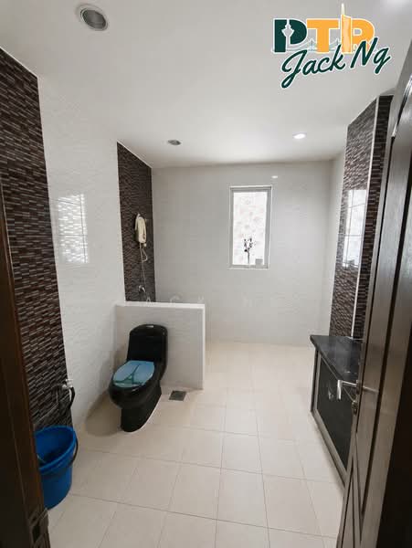Rumah Berkembar untuk Dijual di Seberang Perai (Penang) - Jack Ng - Bathroom - PropertyGuru.com.my