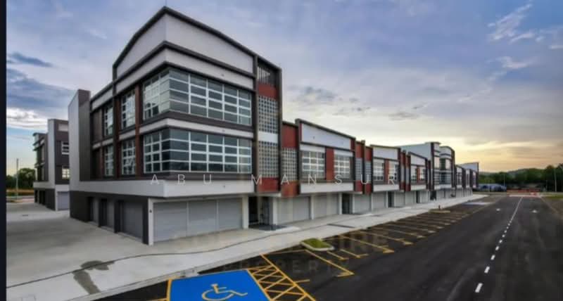 Kedai untuk Disewa di Seksyen U16 (Shah Alam) - Abu Mansur - Exterior - PropertyGuru.com.my