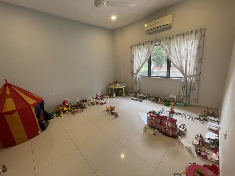 3-storey Terraced House for Sale in Sierramas (Sungai Buloh) - Celina Koh - Interior - PropertyGuru.com.my