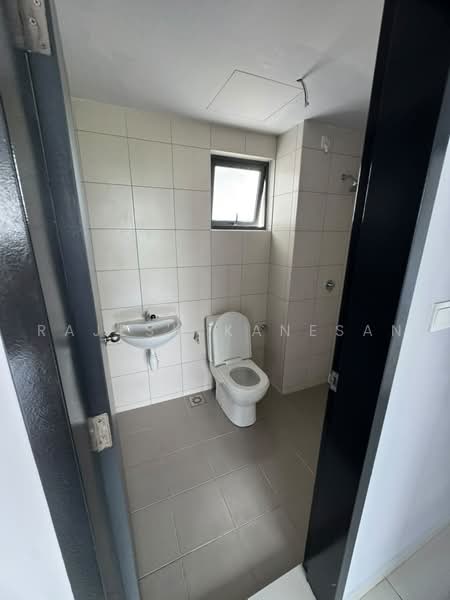 Service Residence for Rent at GAIA Residences - Rajesh Kanesan - Bathroom - PropertyGuru.com.my