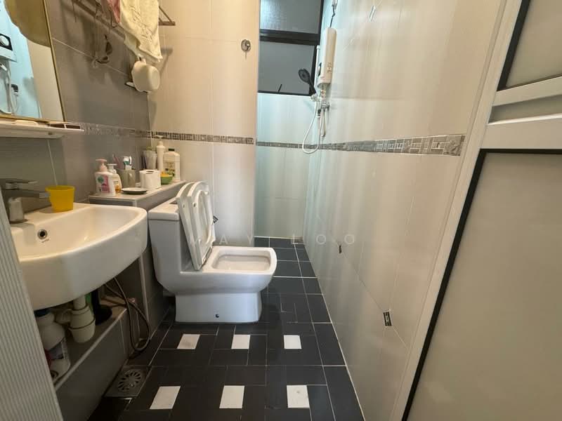 Kondominium untuk Disewa di Treetops Residence - May Loo - Bathroom - PropertyGuru.com.my