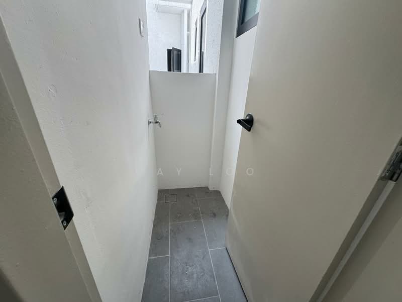 Servis Apartment untuk Dijual di Piccadilly - May Loo - Exterior - PropertyGuru.com.my
