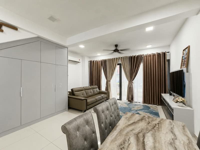 2-storey Terraced House for Sale in Elmina (Shah Alam) - Izzah Alias - Living Room - PropertyGuru.com.my