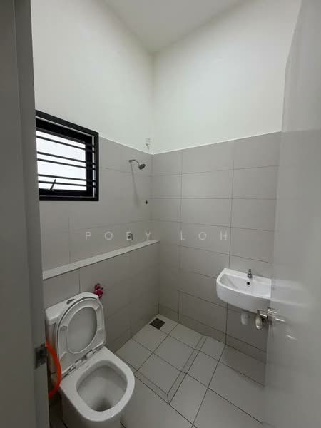 Terraced House for Rent in Johor Bahru (Johor) - Poey Loh - Bathroom - PropertyGuru.com.my