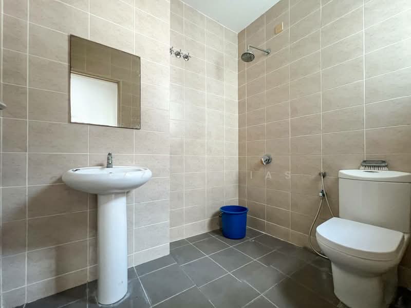 Rumah Teres 3-Tingkat untuk Dijual di Cyberjaya (Selangor) - Izzah Alias - Bathroom - PropertyGuru.com.my
