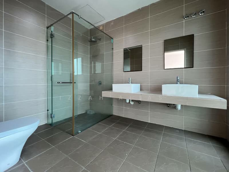 Rumah Teres 3-Tingkat untuk Dijual di Cyberjaya (Selangor) - Izzah Alias - Bathroom - PropertyGuru.com.my
