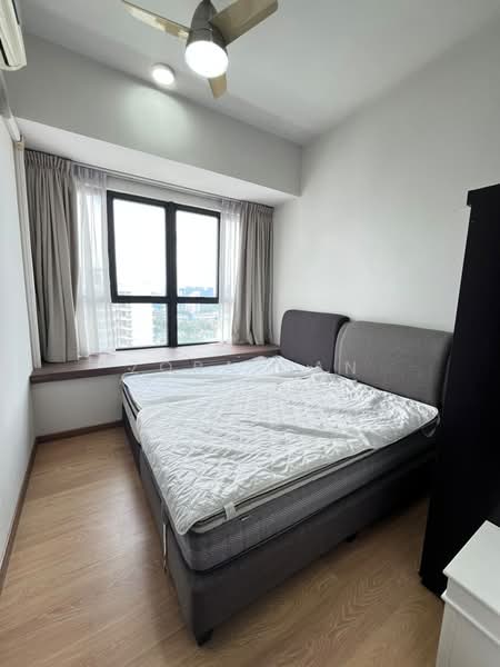 Kondominium untuk Disewa di Kings Bay @ Country Garden Danga Bay - Zora Gan - Bedroom - PropertyGuru.com.my