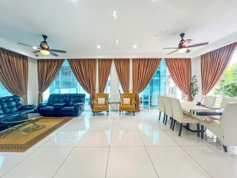 Semi-Detached House for Sale in Bandar Sri Sendayan (Negeri Sembilan) - Izzah Alias - Living Room - PropertyGuru.com.my