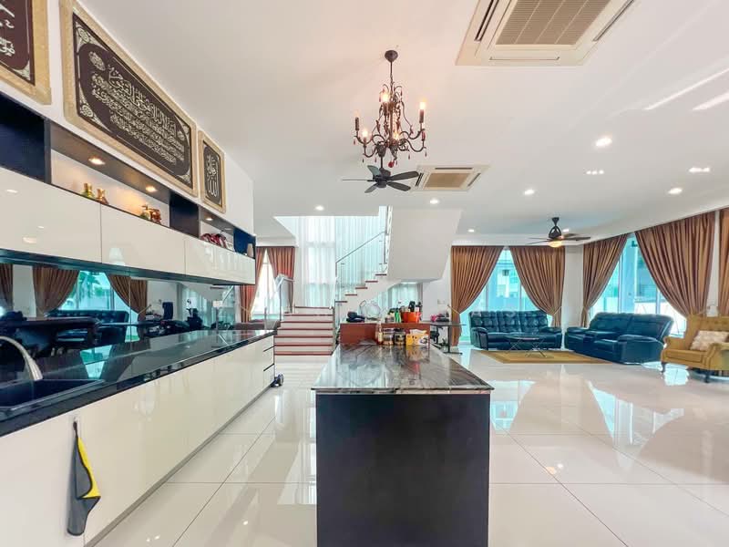 Semi-Detached House for Sale in Bandar Sri Sendayan (Negeri Sembilan) - Izzah Alias - Living Room - PropertyGuru.com.my
