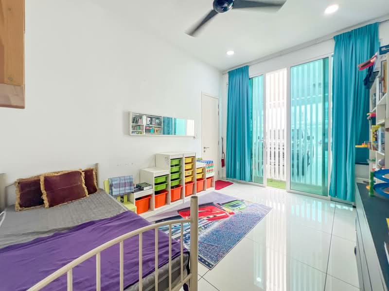 Semi-Detached House for Sale in Bandar Sri Sendayan (Negeri Sembilan) - Izzah Alias - Bedroom - PropertyGuru.com.my