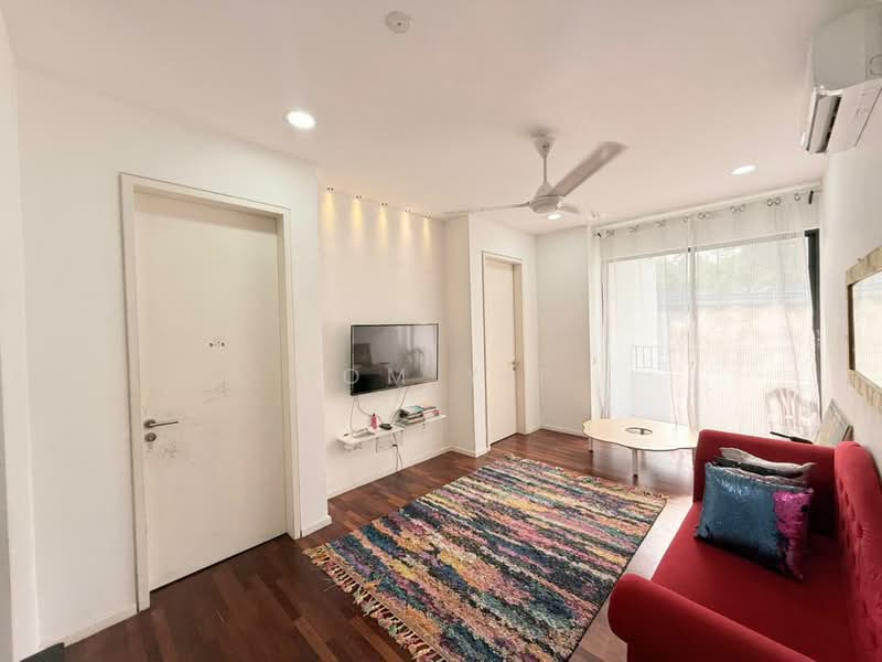 Rumah Teres 3 Tingkat untuk Dijual di Tamansari (Rawang) - Tom Yip - Living Room - PropertyGuru.com.my