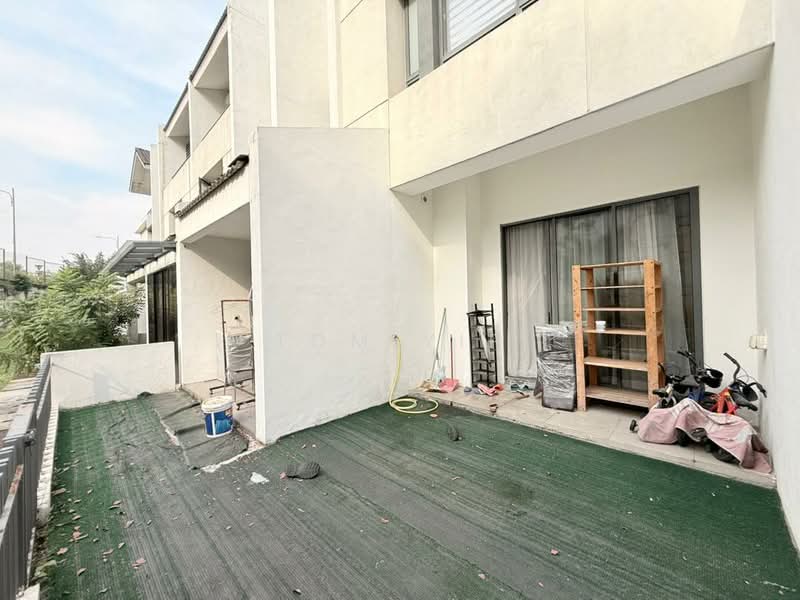Rumah Teres 3 Tingkat untuk Dijual di Tamansari (Rawang) - Tom Yip - Exterior - PropertyGuru.com.my
