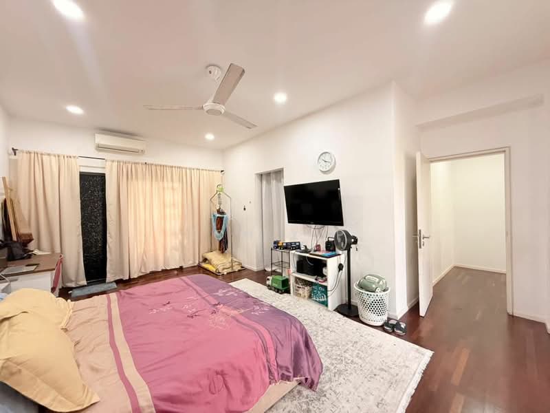 Rumah Teres 3 Tingkat untuk Dijual di Tamansari (Rawang) - Tom Yip - Bedroom - PropertyGuru.com.my