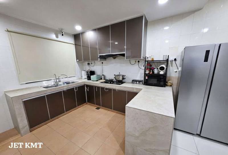 Rumah Berkembar untuk Dijual di Bandar Bukit Tinggi (Klang) - Eunice Lim - Kitchen - PropertyGuru.com.my