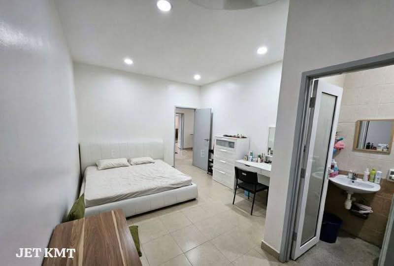 Rumah Berkembar untuk Dijual di Bandar Bukit Tinggi (Klang) - Eunice Lim - Bedroom - PropertyGuru.com.my