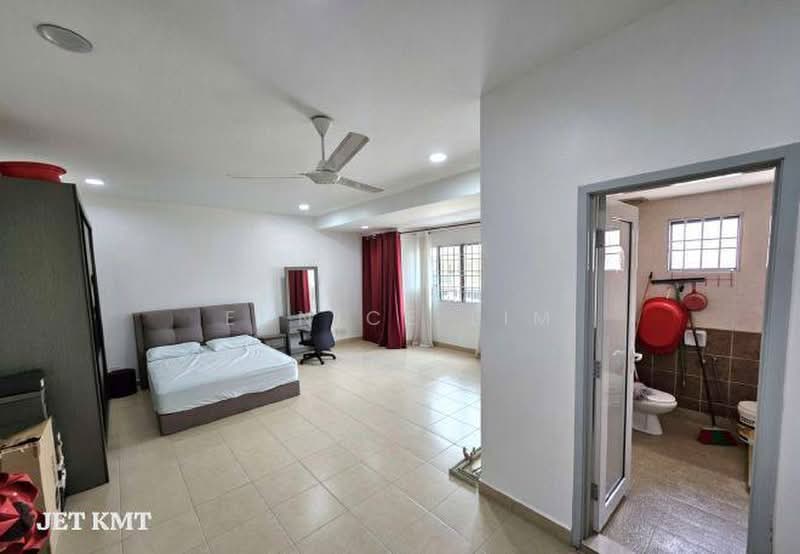 Rumah Berkembar untuk Dijual di Bandar Bukit Tinggi (Klang) - Eunice Lim - Bedroom - PropertyGuru.com.my
