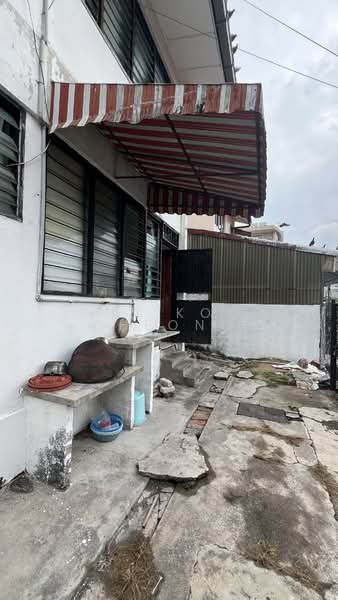 2-storey Terraced House for Sale in Taman Lucky (Bangsar) - Lai Kok Cheong - Exterior - PropertyGuru.com.my