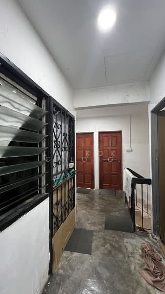 2-storey Terraced House for Sale in Taman Lucky (Bangsar) - Lai Kok Cheong - Entrance - PropertyGuru.com.my