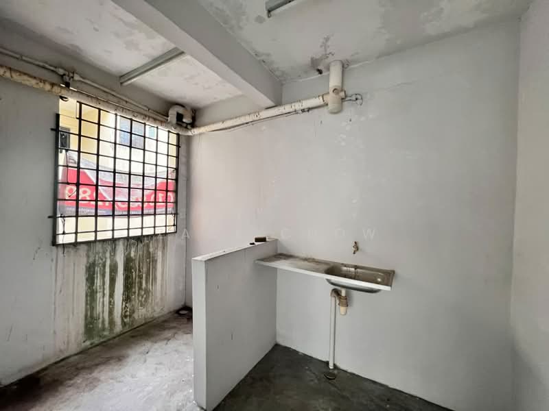 Flat for Sale at Taman Flora Heights - Zack Chow - Interior - PropertyGuru.com.my