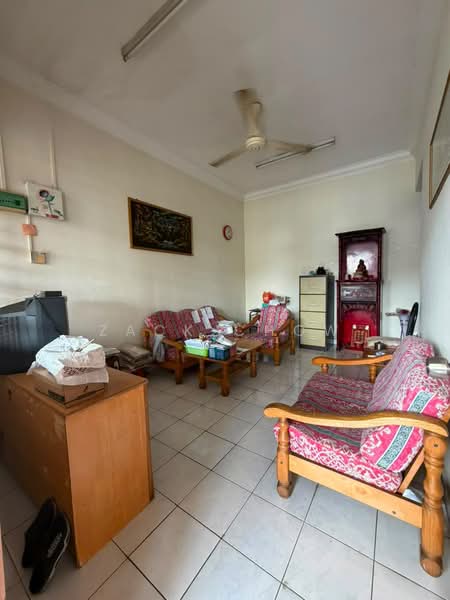 1-storey Terraced House for Sale in Taman Rinting (Masai) - Zack Chow - Living Room - PropertyGuru.com.my