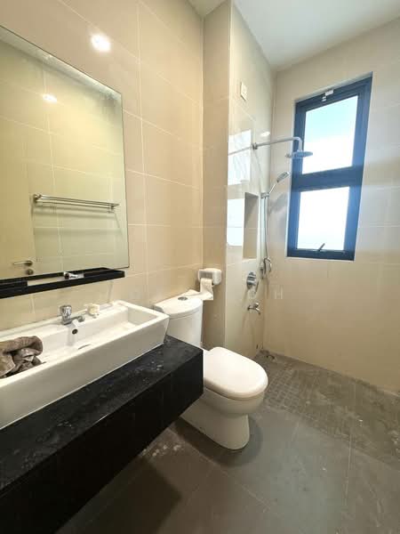 Rumah Berkembar untuk Dijual di Taman Nusa Idaman (Iskandar Puteri (Nusajaya)) - Poey Loh - Bathroom - PropertyGuru.com.my