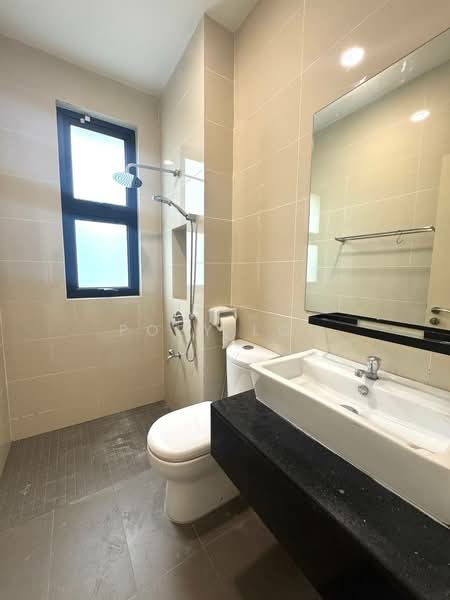 Rumah Berkembar untuk Dijual di Taman Nusa Idaman (Iskandar Puteri (Nusajaya)) - Poey Loh - Bathroom - PropertyGuru.com.my