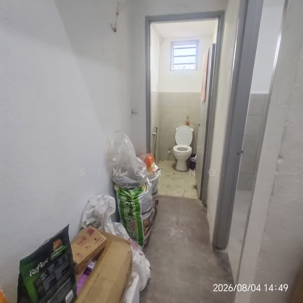 Shop for Rent in Bukit Mertajam (Penang) - Simon Ng - Bathroom - PropertyGuru.com.my
