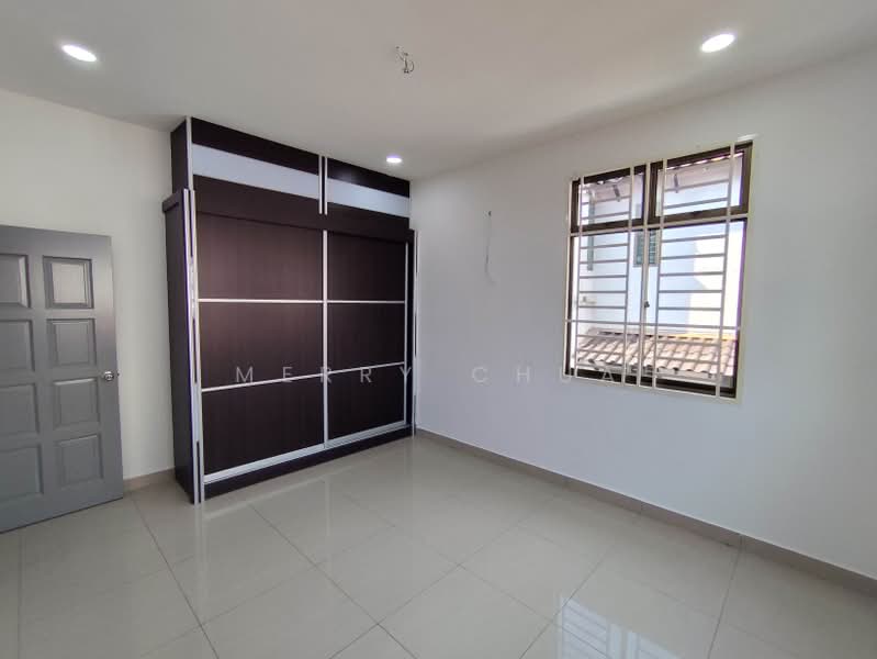 Semi-Detached House for Sale in Taman Evergreen Heights (Batu Pahat) - Merry Chua - PropertyGuru.com.my