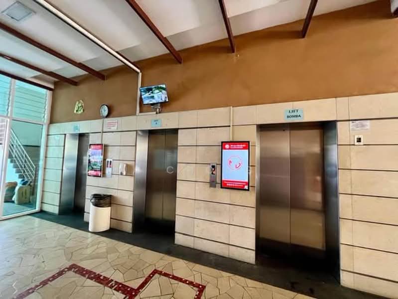Condominium for Sale at Villa Park - A Chong - Lobby - PropertyGuru.com.my