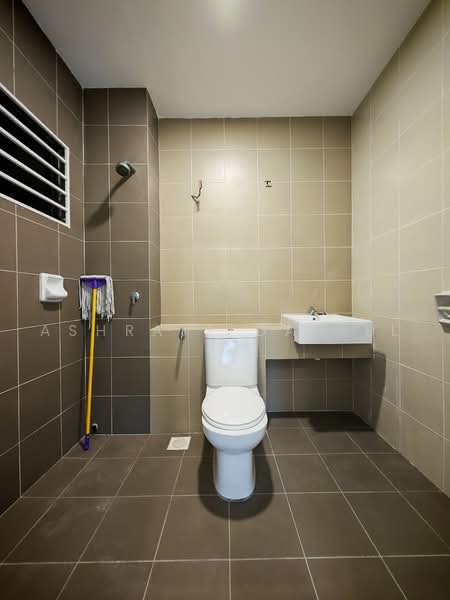 2-storey Terraced House for Sale in Rawang (Selangor) - Ashraff Daniel - Bathroom - PropertyGuru.com.my