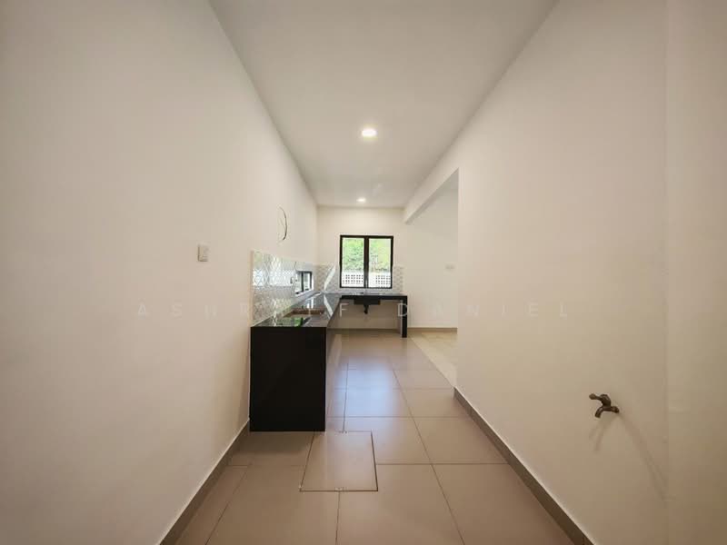 2-storey Terraced House for Sale in Rawang (Selangor) - Ashraff Daniel - Kitchen - PropertyGuru.com.my