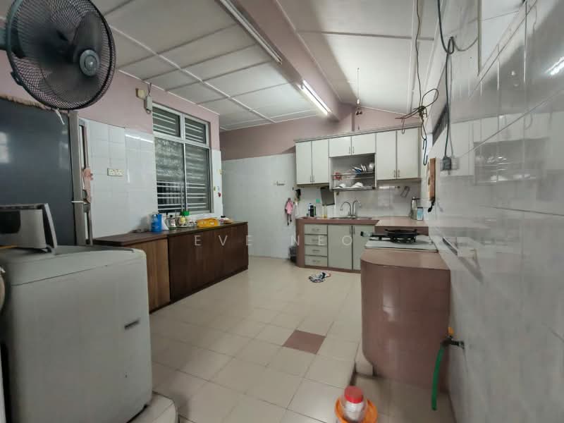 2-storey Terraced House for Sale in Bukit Indah (Iskandar Puteri (Nusajaya)) - Eve Neo - Kitchen - PropertyGuru.com.my
